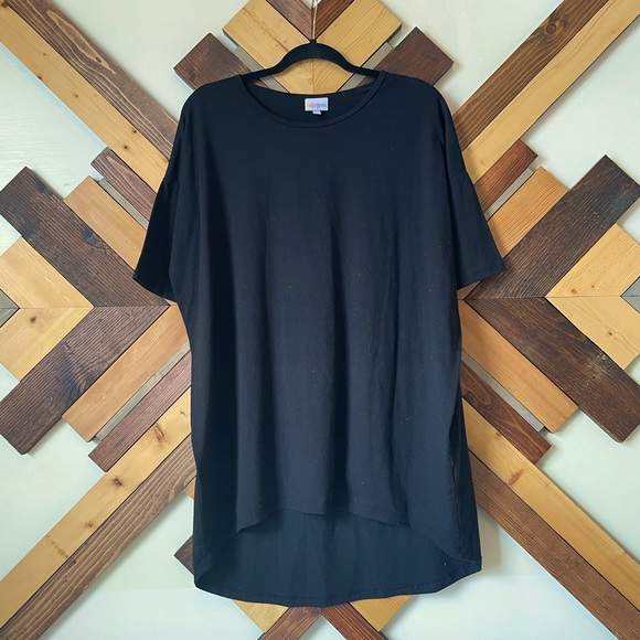 LuLaRoe Tops - LuLaRoe Simply Comfortable Top size Medium